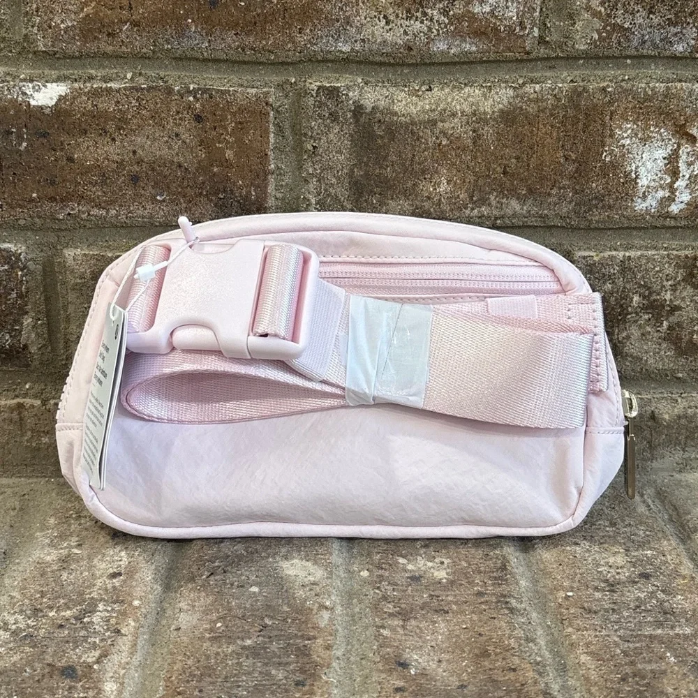 NWT Lululemon Everywhere Belt Bag In Blissful Pink/Gold
